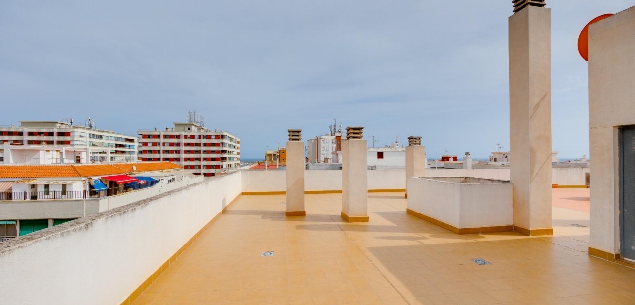 Herverkoop - Appartement / flat -
Torrevieja - Acequion