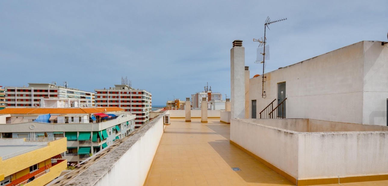 Sale - Apartment / flat -
Torrevieja - Acequion