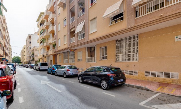 Herverkoop - Appartement / flat -
Torrevieja - Acequion