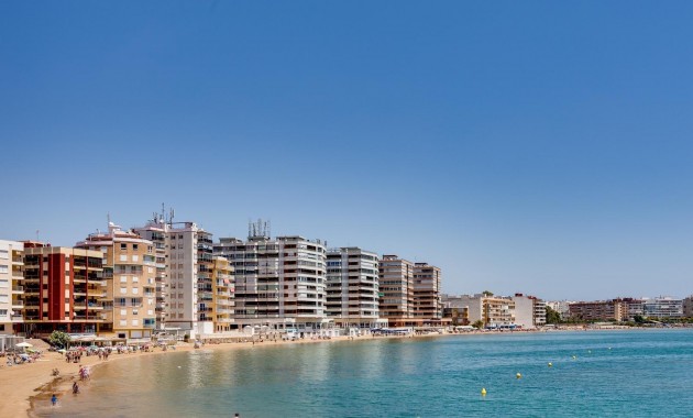 Herverkoop - Appartement / flat -
Torrevieja - Acequion