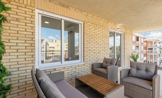 Herverkoop - Appartement / flat -
Torrevieja - Playa de los Naufragos