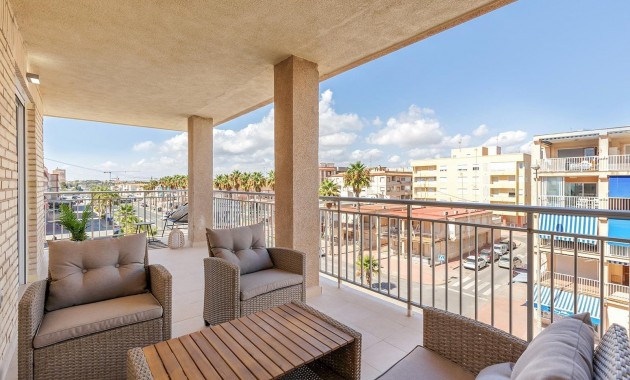 Herverkoop - Appartement / flat -
Torrevieja - Playa de los Naufragos