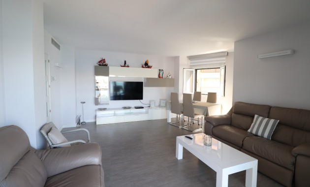 Sale - Apartment / flat -
Torrevieja - Playa Del Cura