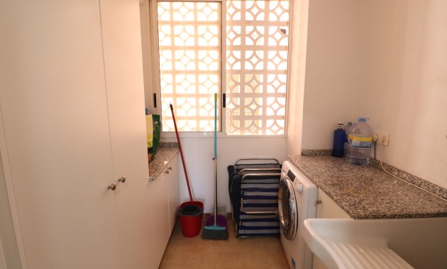 Venta - Apartamento / piso -
Torrevieja - Playa Del Cura