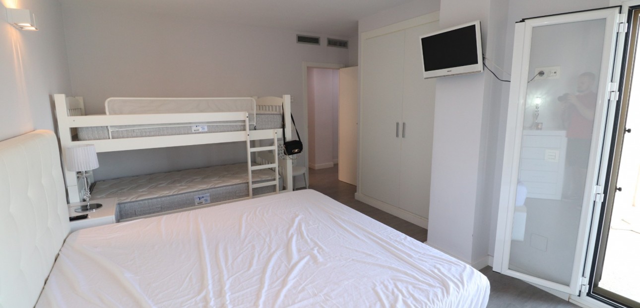 Venta - Apartamento / piso -
Torrevieja - Playa Del Cura