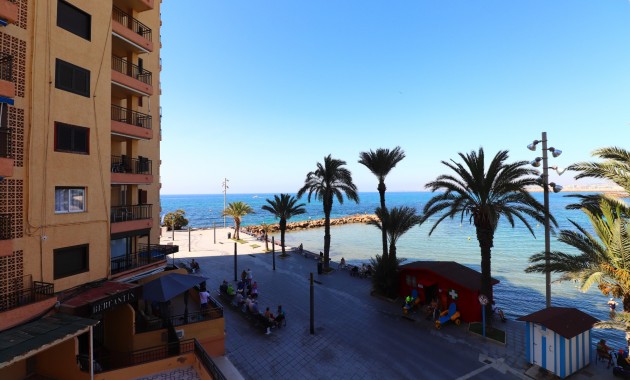 Sale - Apartment / flat -
Torrevieja - Playa Del Cura