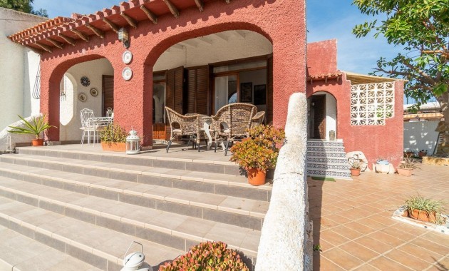 Sale - Villa -
Orihuela Costa - Punta Prima