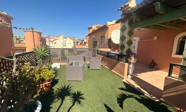 Sale - Villa -
Orihuela - Playa Flamenca