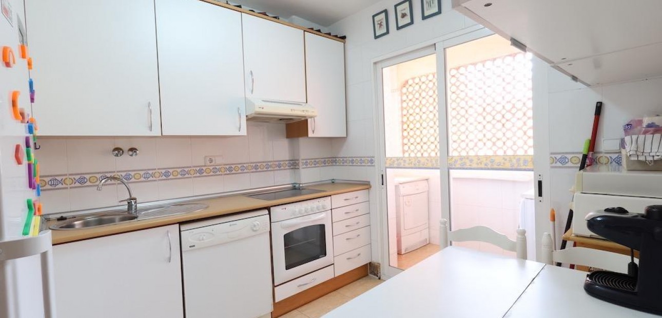 Sale - Apartment / flat -
Orihuela Costa - Campoamor