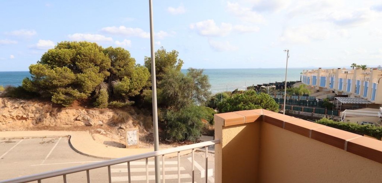 Sale - Apartment / flat -
Orihuela Costa - Campoamor