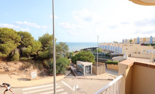 Sale - Apartment / flat -
Orihuela Costa - Campoamor