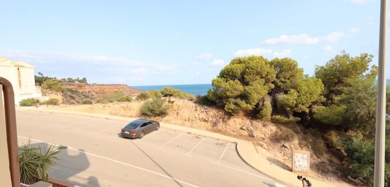 Sale - Apartment / flat -
Orihuela Costa - Campoamor