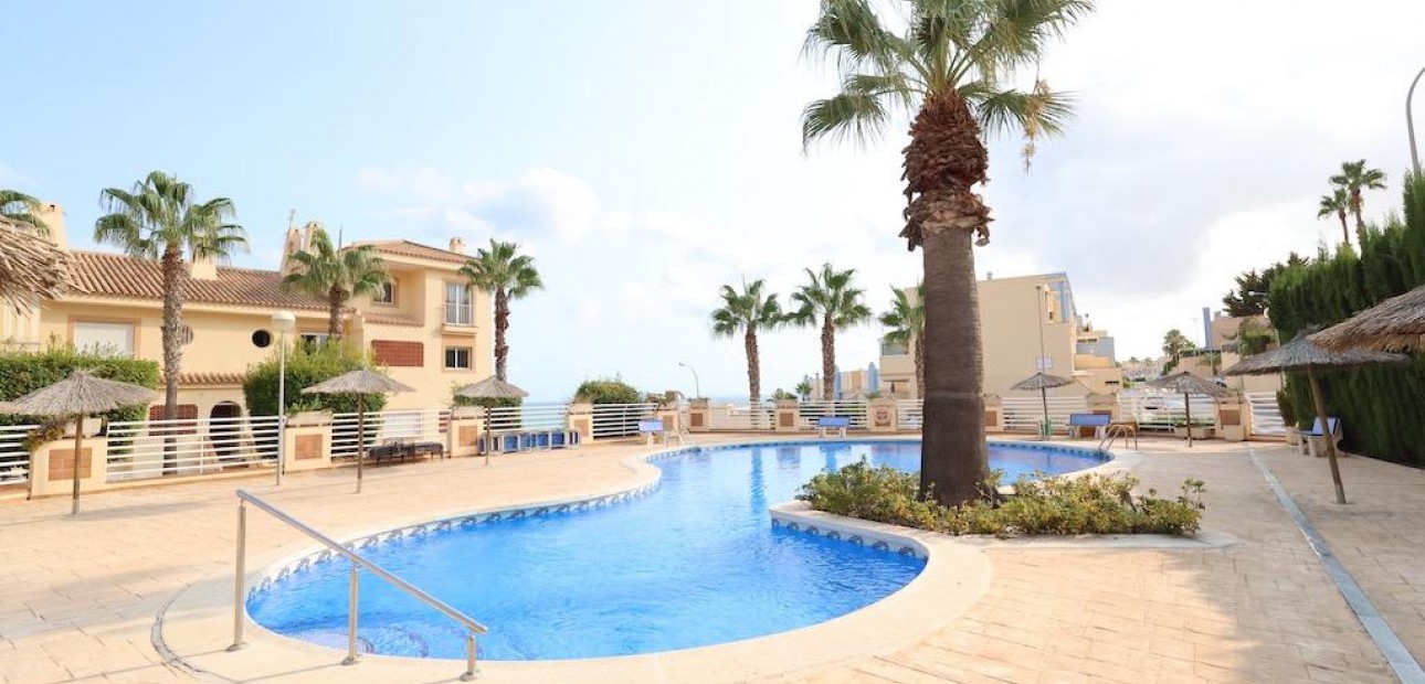 Sale - Apartment / flat -
Orihuela Costa - Campoamor