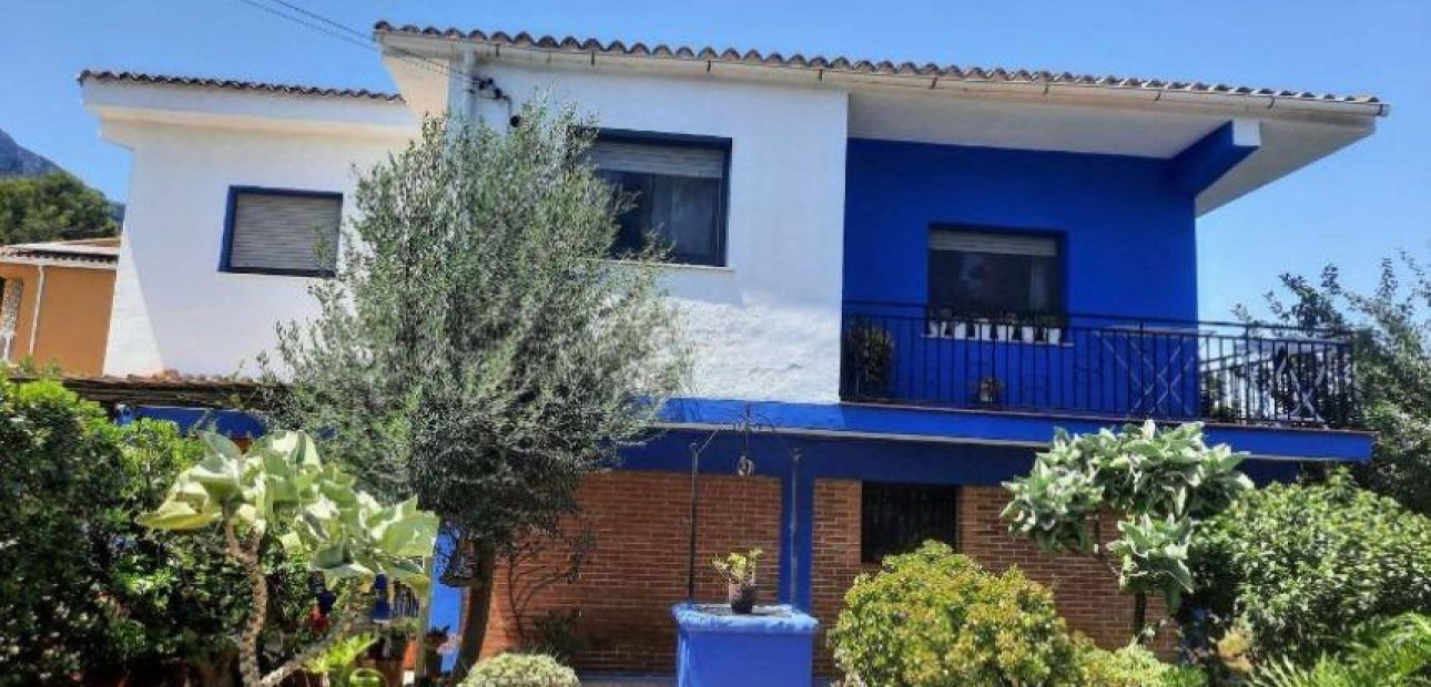 Venta - Villa -
Denia - El montgo