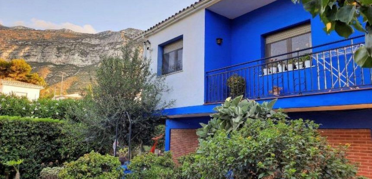 Venta - Villa -
Denia - El montgo