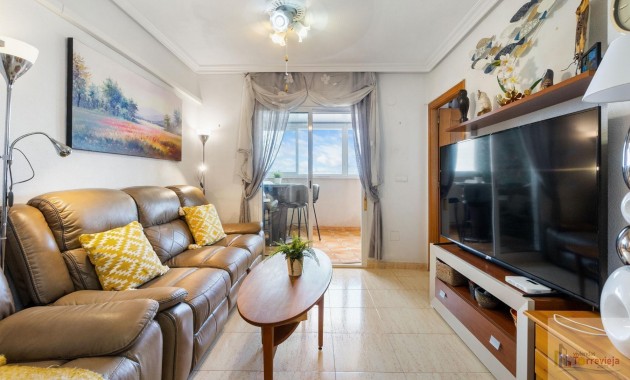 Sale - Penthouse -
Torrevieja - Centro