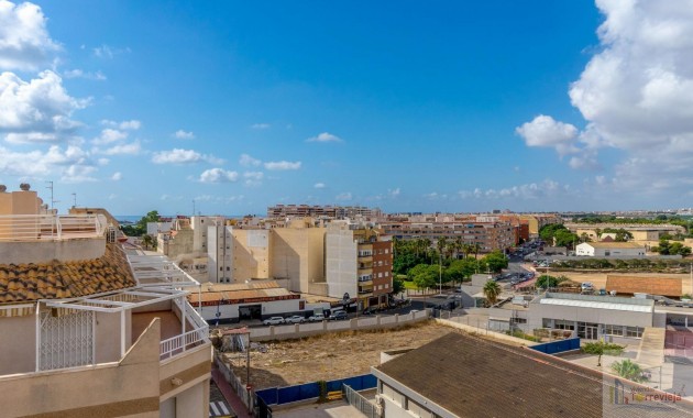 Sale - Penthouse -
Torrevieja - Centro