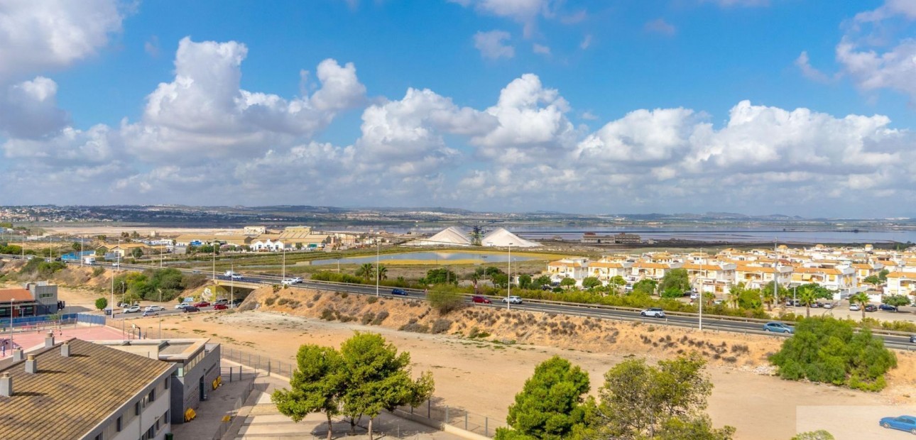 Sale - Penthouse -
Torrevieja - Centro