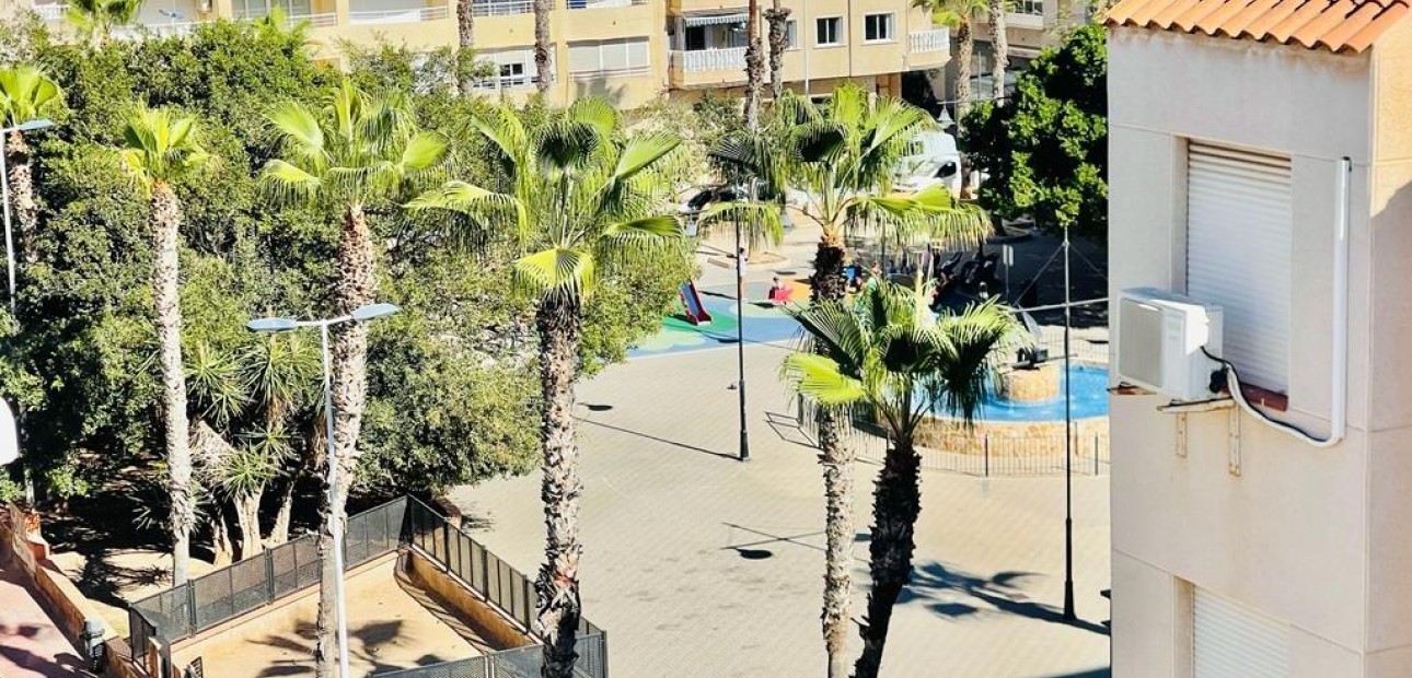 Sale - Penthouse -
Torrevieja - Playa del cura