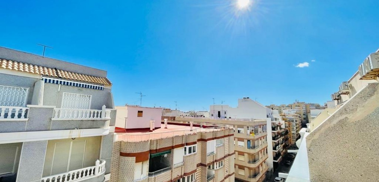 Sale - Penthouse -
Torrevieja - Playa del cura