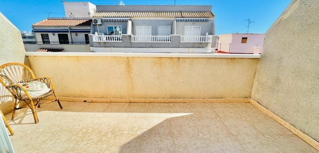 Herverkoop - Penthouse -
Torrevieja - Playa del cura