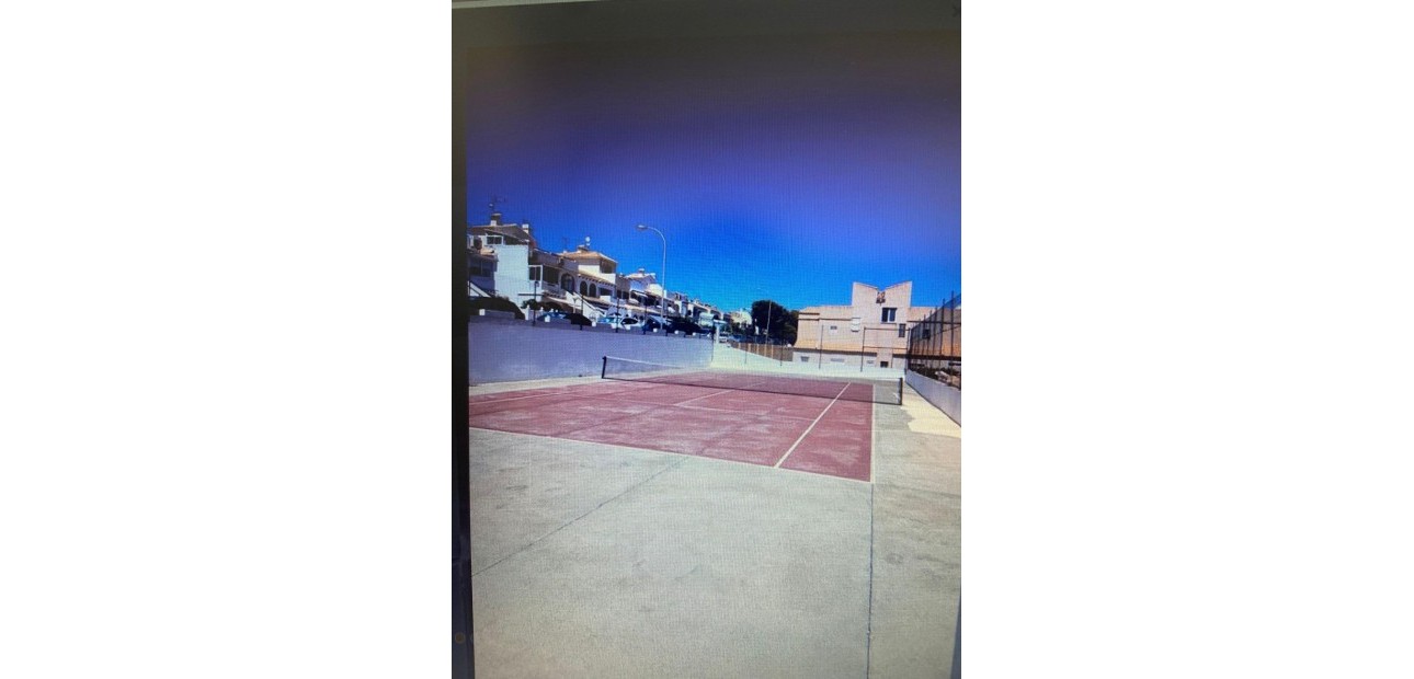 Sale - Bungalow -
Torrevieja - Torreblanca