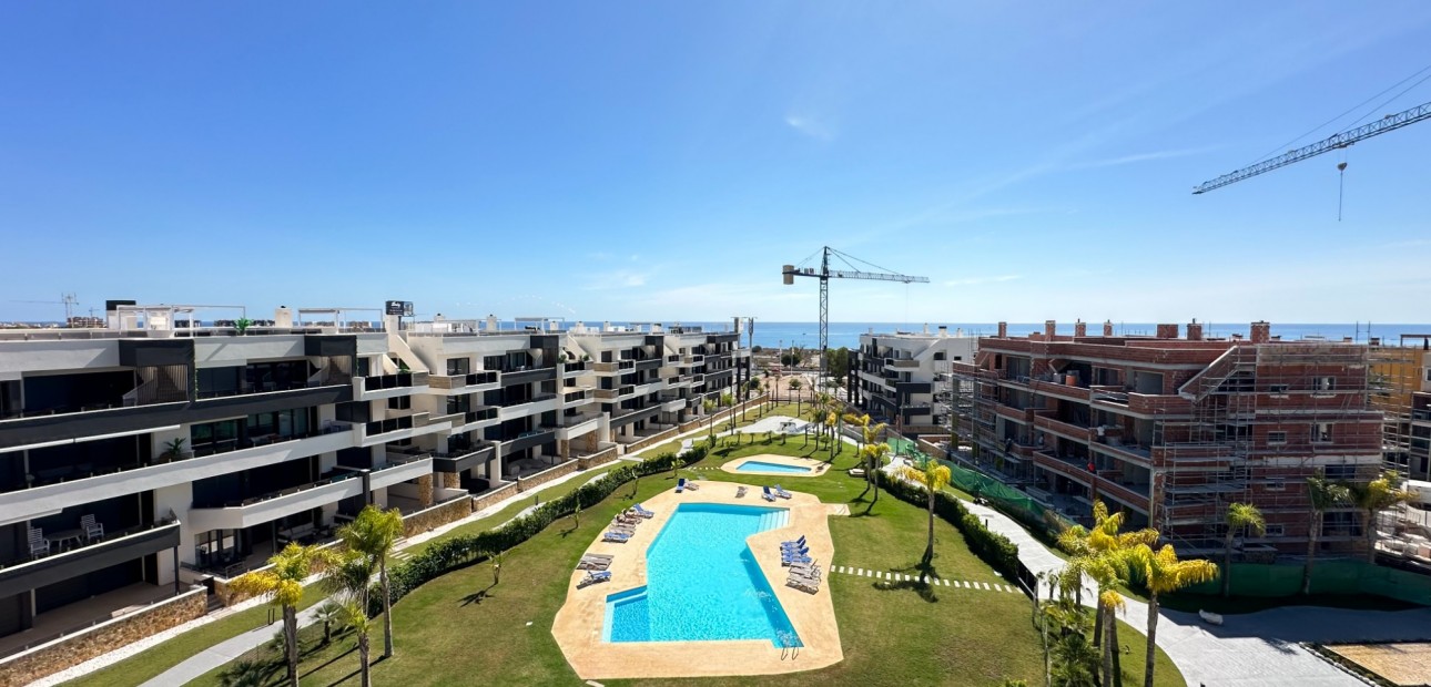 Herverkoop - Penthouse -
ORIHUELA COSTA - Playa Flamenca