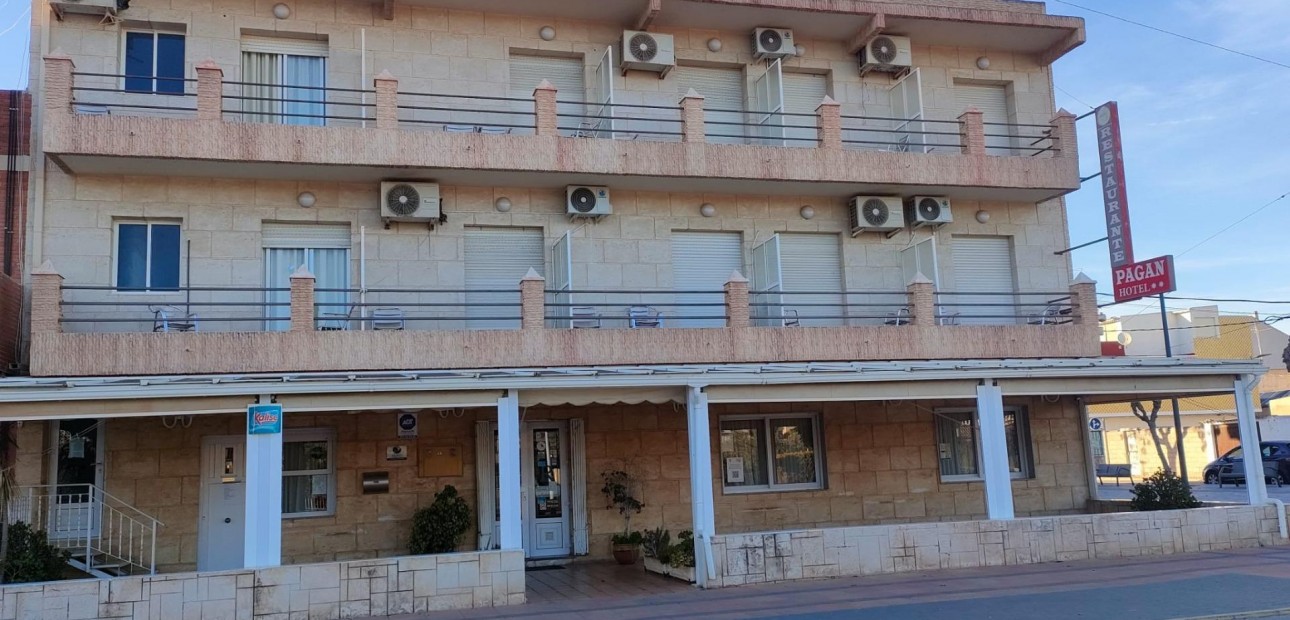 Sale - Hotel -
Murcia - Puertos de Santa Barbara