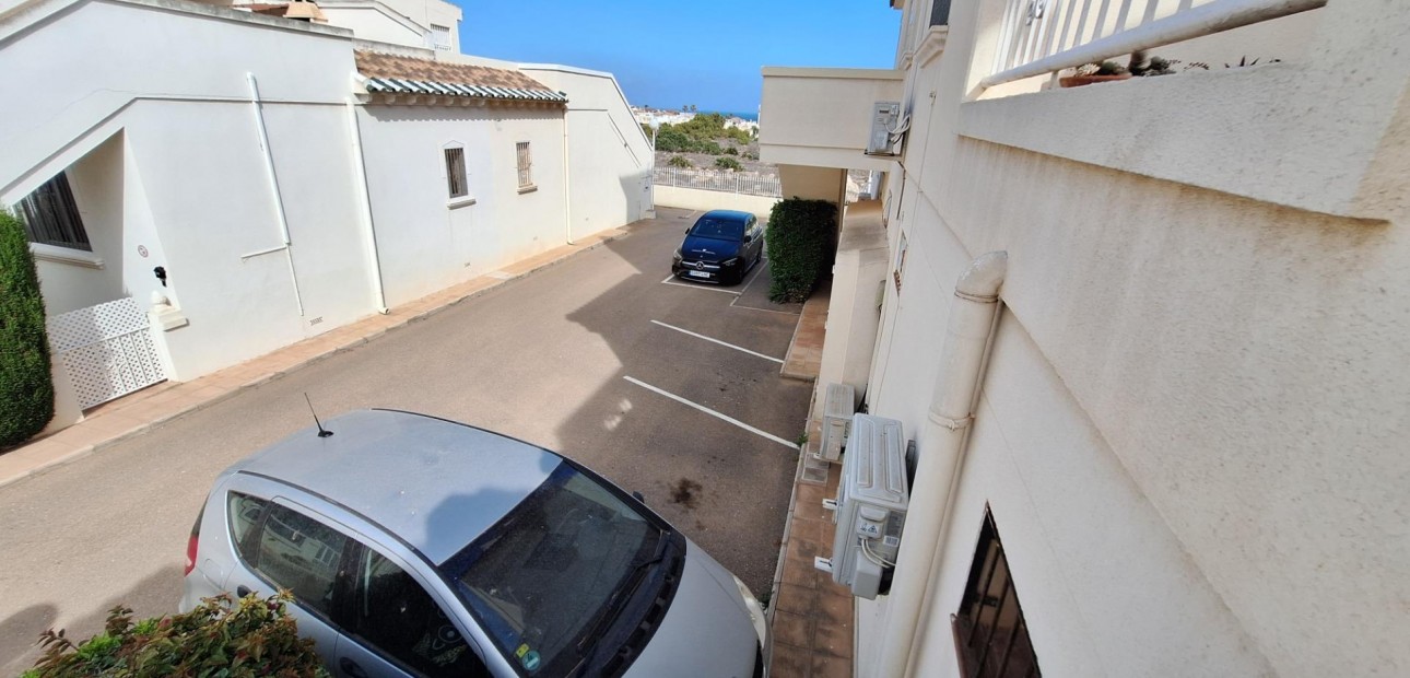 Herverkoop - Bungalow -
Orihuela Costa - Playa Flamenca Norte