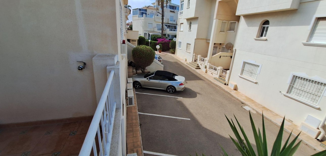 Sale - Bungalow -
Orihuela Costa - Playa Flamenca Norte