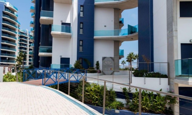 Sale - Apartment / flat -
Torrevieja - Punta prima