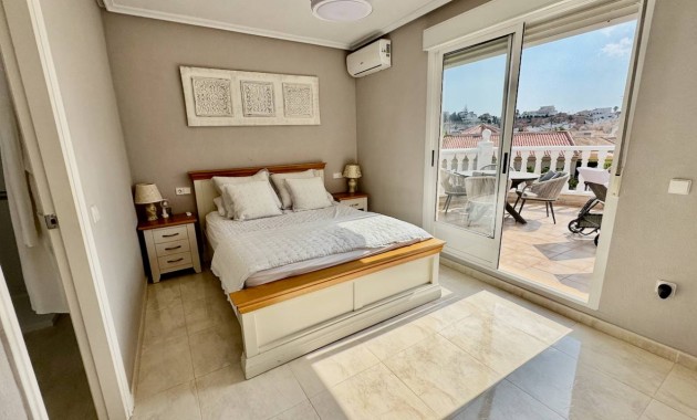 Sale - Villa -
Ciudad Quesada - La  Marquesa Golf