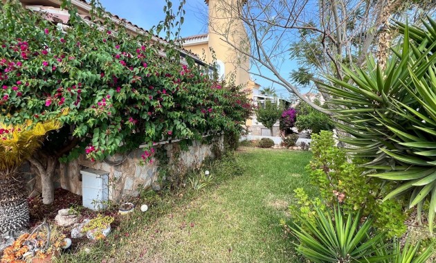 Venta - Villa -
Orihuela Costa - Punta Prima