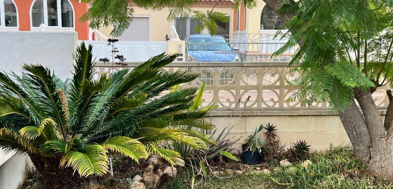 Venta - Villa -
Orihuela Costa - Punta Prima