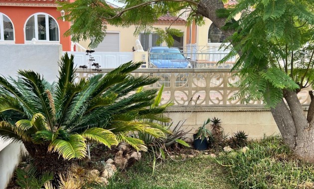 Venta - Villa -
Orihuela Costa - Punta Prima