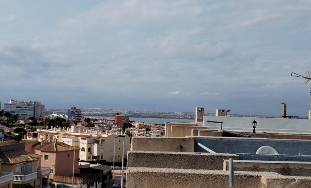 Herverkoop - Penthouse -
Torrevieja - Torreblanca