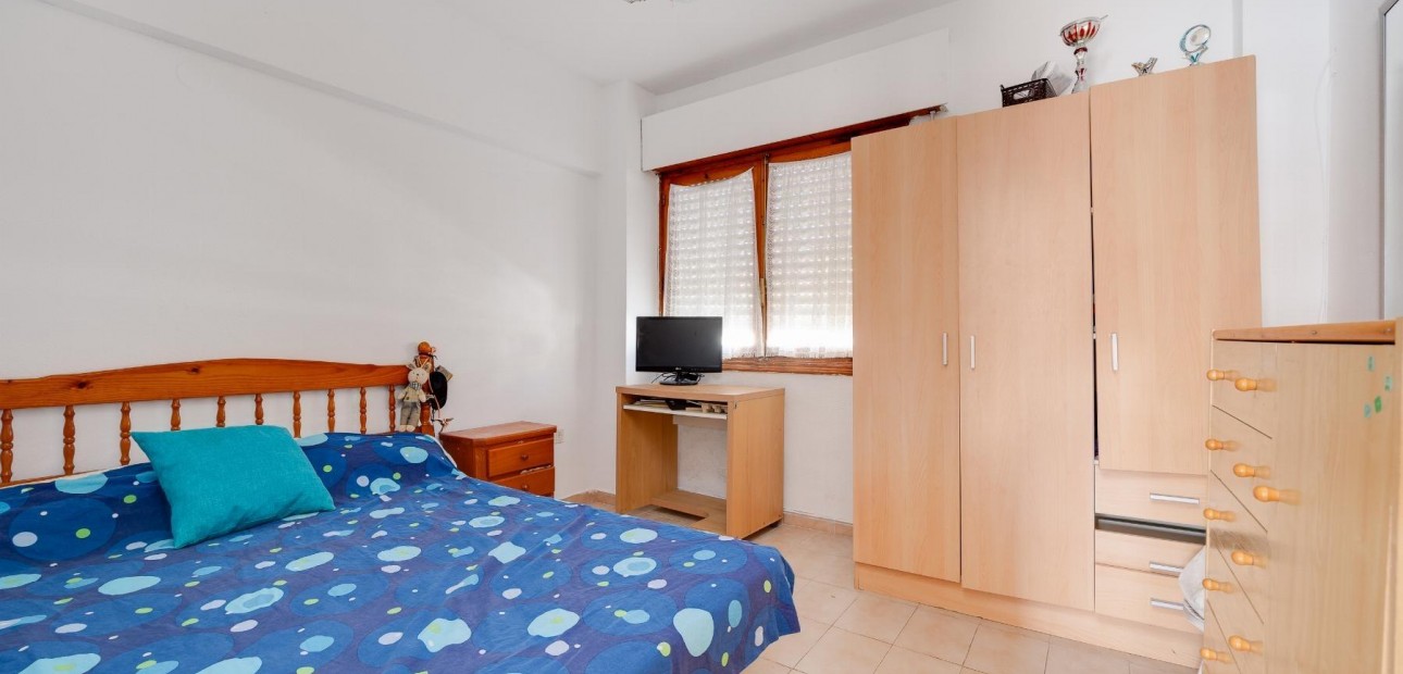 Venta - Bungalow -
Torrevieja - Playa de los Naufragos