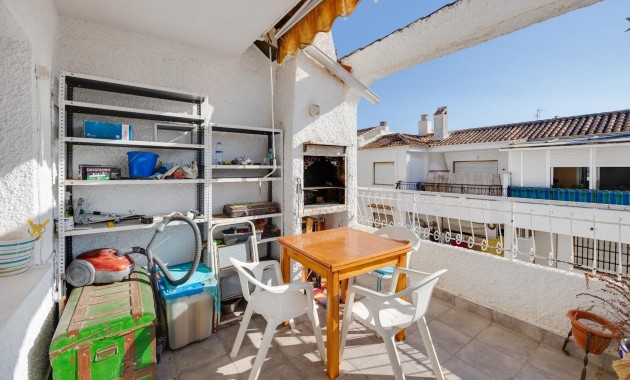 Sale - Bungalow -
Torrevieja - Playa de los Naufragos