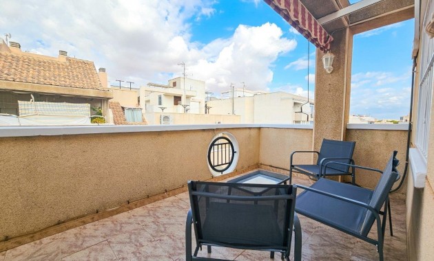 Herverkoop - Penthouse -
Torrevieja - Playa del cura