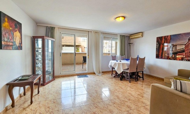 Sale - Penthouse -
Torrevieja - Playa del cura