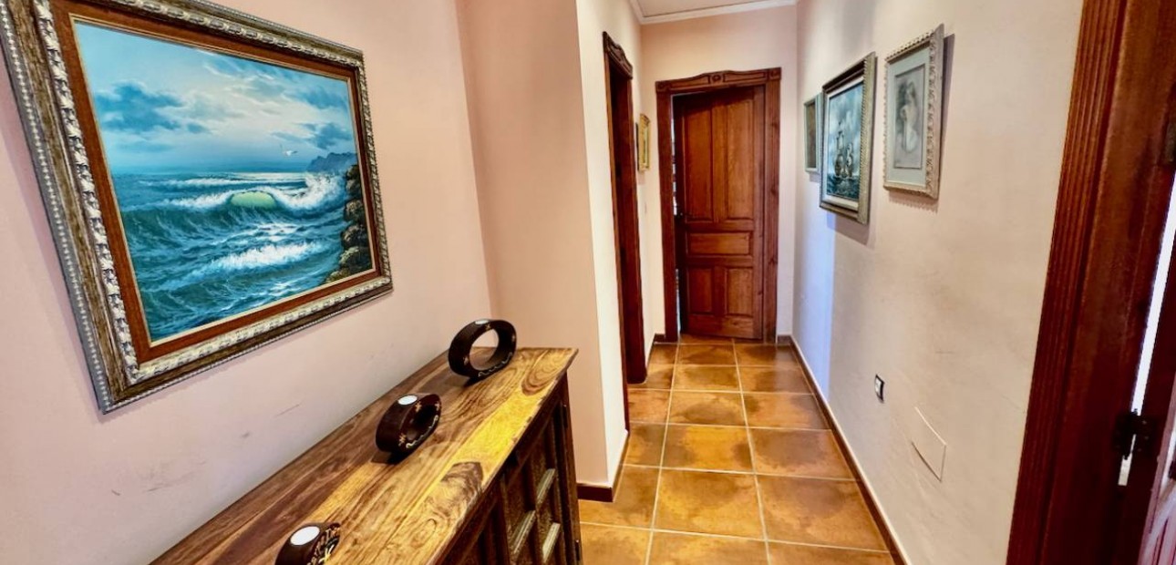 Sale - Finca / Country Property -
Los Montesinos