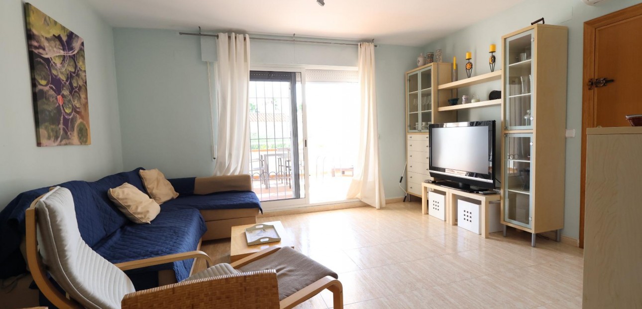 Venta - Bungalow -
Orihuela Costa - Campoamor