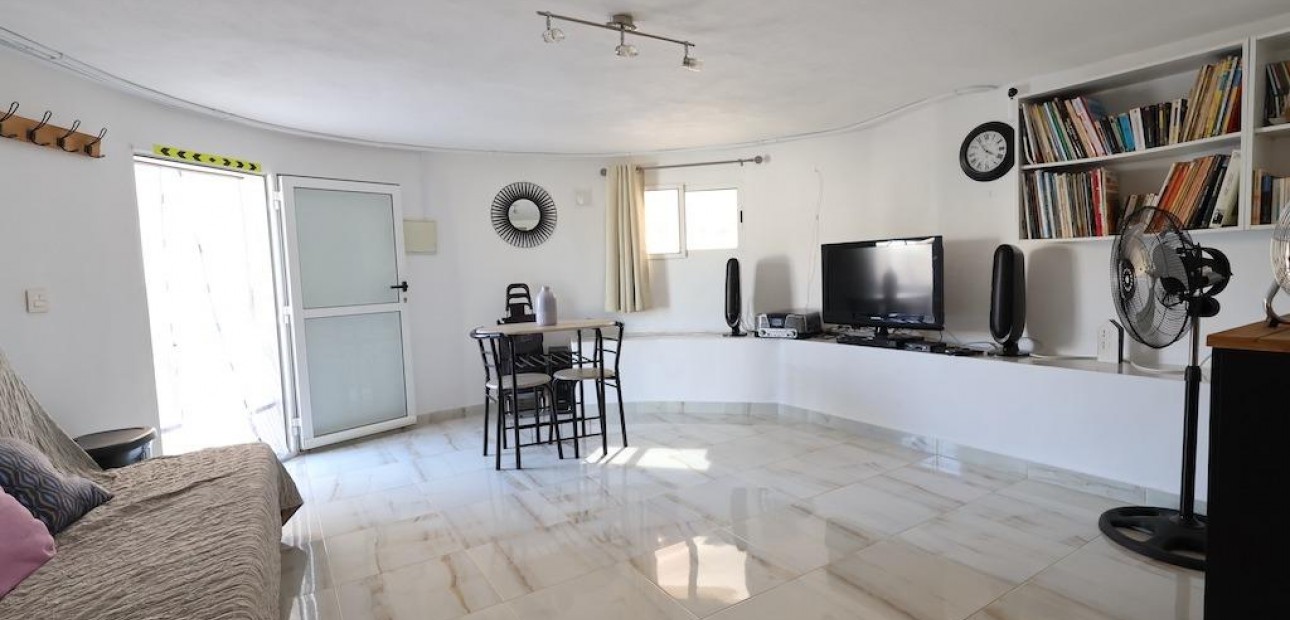 Sale - Villa -
Ciudad Quesada - CENTRO