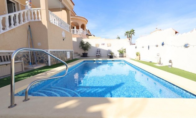 Venta - Villa -
Ciudad Quesada - CENTRO