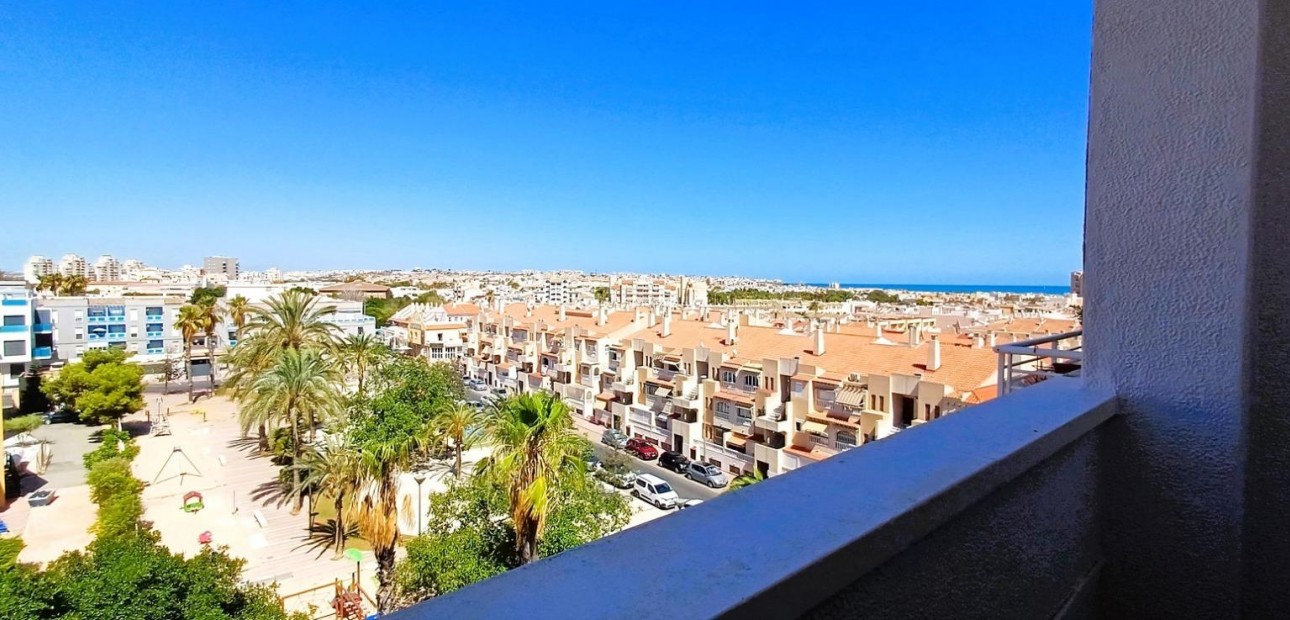 Herverkoop - Penthouse -
Torrevieja - Centro