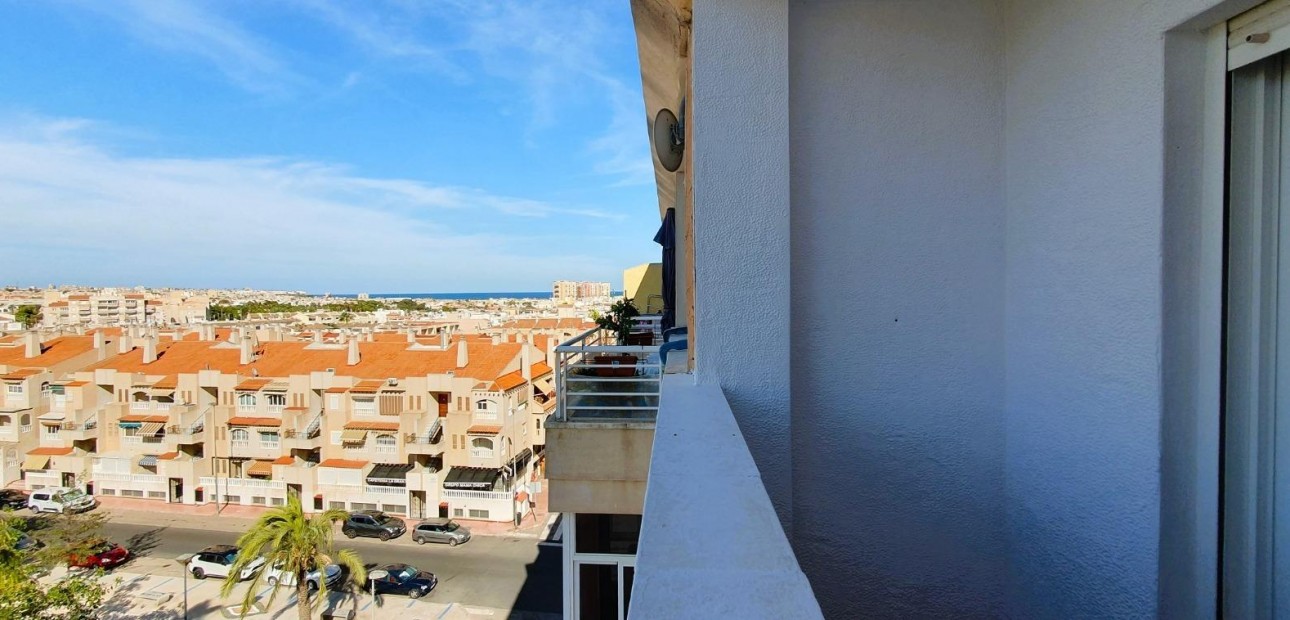 Herverkoop - Penthouse -
Torrevieja - Centro