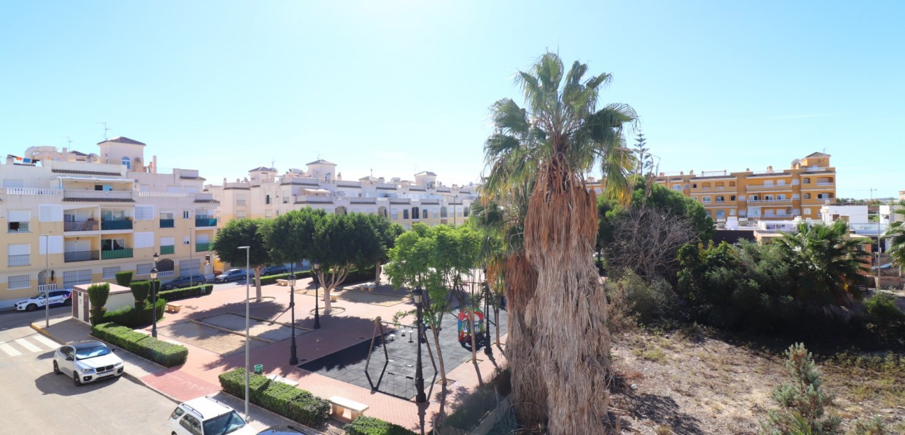 Sale - Apartment / flat -
Formentera del Segura - Formentera - Village