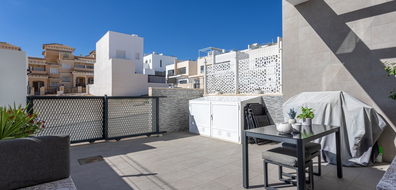 Sale - Town house -
Orihuela Costa - Villamartín