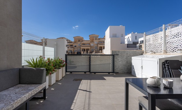 Sale - Town house -
Orihuela Costa - Villamartín