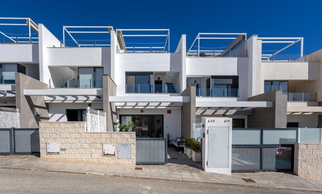 Sale - Town house -
Orihuela Costa - Villamartín